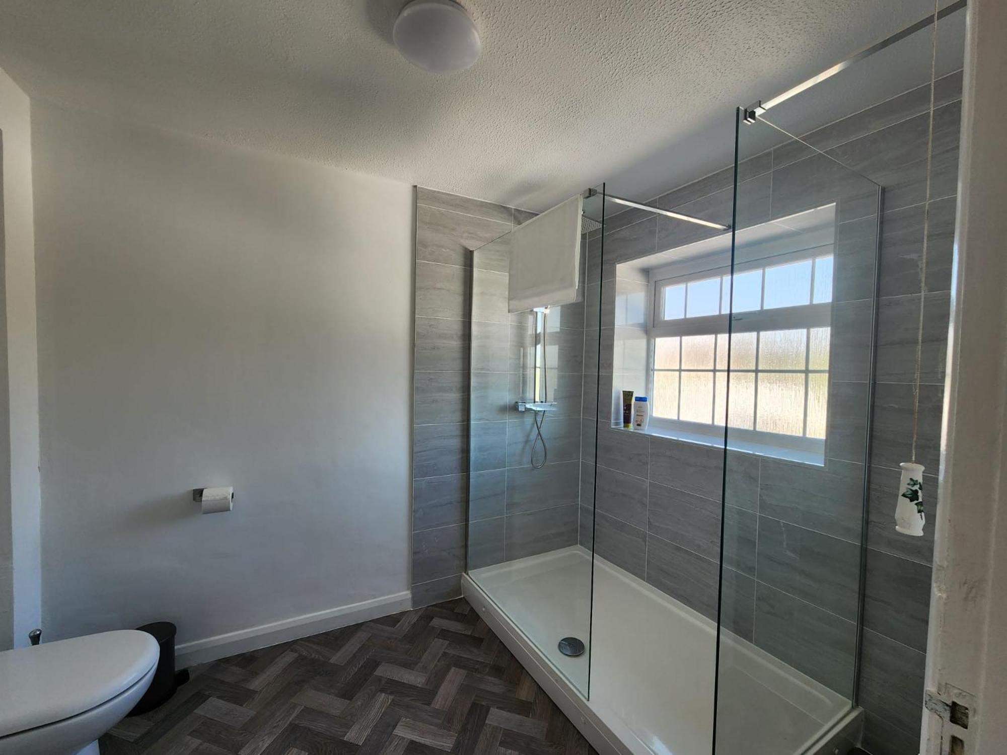 Kennedy Villa - 5 Bedroom House With Hot Tub, Wifi, Free Parkings, Close To Bicester Village Экстерьер фото